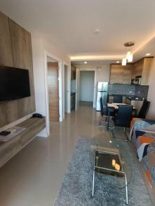 Sea View Condo 1 Bedroom and Sofa Bed Rooftop Pool in Rawai