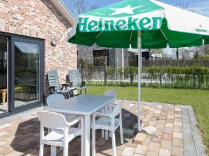 Dual Holiday Cottage for 8 in Baarland