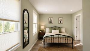 Modern Family Retreat Minutes from MetLife & NYC