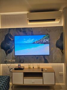 Relaxing Beachfront Condo in Mactan, Cebu