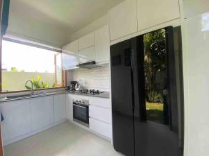 Pererenan Luxury Villa - 5 Mins Walk to Beach