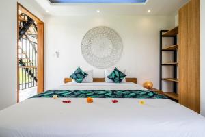 Pererenan Luxury Villa - 5 Mins Walk to Beach