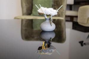 Riverside One Luxury by Jandré Urban Living