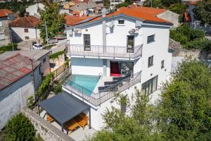 Pool House Old Town - Happy Rentals
