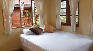 Phangan Rainbow Bungalows
