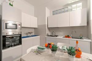 Blue Mermaid of Stresa near the Center - Happy Rentals