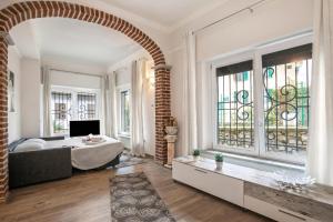 Blue Mermaid of Stresa near the Center - Happy Rentals