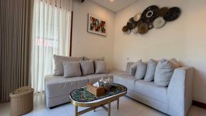 Villa Tenang di Bali dekat Canggu & Tanah Lot