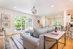 Shoreside Oasis Amazing Views & Spacious 5BR 4BA