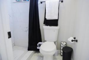 Jacuzzi Cul de Sac Home