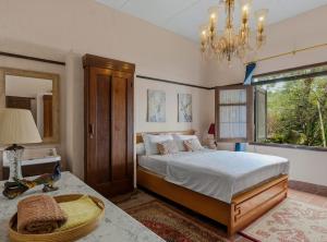 Sabinas Garden Villa I, 4BR, Fireplace, Puncak