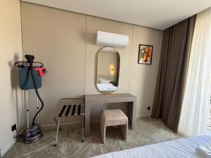 401 tara-JRE Jabal Al Lweibdeh with stunning view