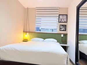 SCHEll 4 DORMITORIOS CON TERRAZA