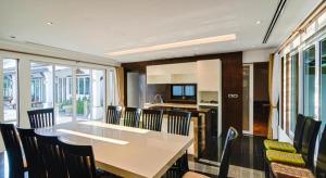 Ocean Breeze Residence