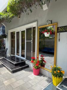 Natia Apartments 500