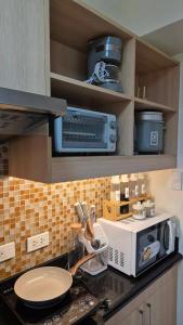Condo in Pasay 12th flr studio unit-near MOA, PICC