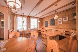 Gasthof Schoenegg B&B