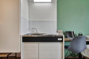 Modern Living Tokyo Komagome 507, a compact studio at excellent location
