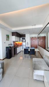 Central jakarta thamrin residence beside luxurious 1 bed roomthamrin city mall grand indonesia plaza indonesia best location 55sqm comfortable new furniture SCBD