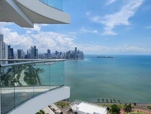 Sofa Bed Stay Rooftop Pool and Gym - Avenida Balboa Next to Hilton