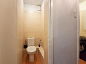 Cozy Apartment near Old Town & Jūrmala Train