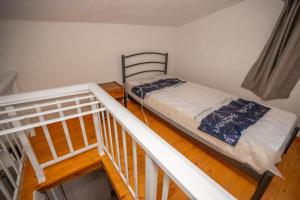 Antonis Rooms