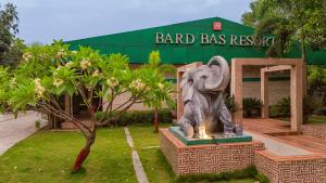 Bardibas Resort