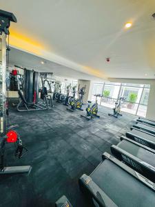 Cozy High-Floor Studio near Airport & MOA with City View