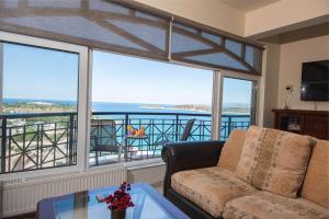 Vasiliki Island view house
