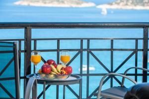 Vasiliki Island view house