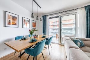Zenit Horizon Residence with AC , Garage
