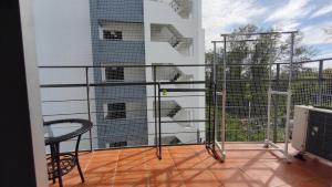Mae Phim Beachside 1BR Condo Sleeps 3 With Rooftop Pool
