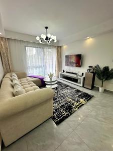 1bedroom in westlands by Humphreystays254