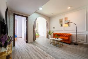 2Br-City Arch Luxury Apartment-Hanas Apart