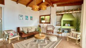Olive Tree Oasis - Coastal Charm & Sea Views