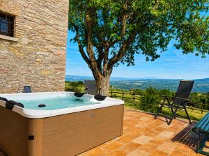 Scappo in Umbria, Le Salce
