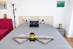 Honey Apartment