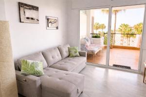 Mi Capricho del Sol Beachfront - Apartment With Sea Views Costa del Sol