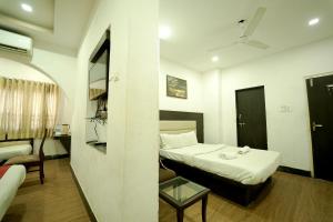 Hotel Uddhav Palace