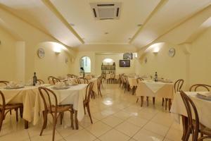 Santa Maria Rooms