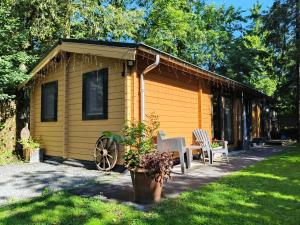 Charmant, gezellig en knus 5p chalet op Veluwe naast Sauna Drome