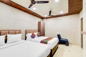 FabHotel Deaveera Grand