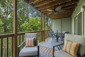 NEW! Walk-In Condo 2 Mi to SDC Pool & Lake