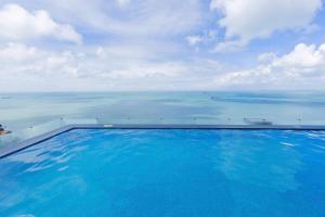 Oyster Bay Vũng Tàu - Seaside Pool Escape