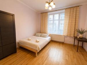 Central Sauna 4-bedroom Apartment