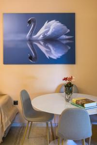 Swan Paradise Glyfada Apartment