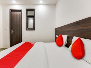 Hotel O Apple Guest House