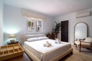 Villa La Casita- Private Pool & Walk to Beach