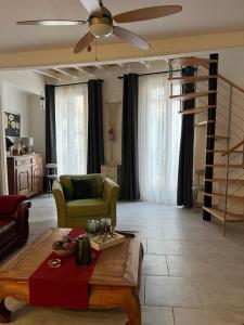 Appartement tout confort centre historique Pezenas