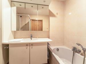 Apartment Breduynia 0401 with parking by Interhome